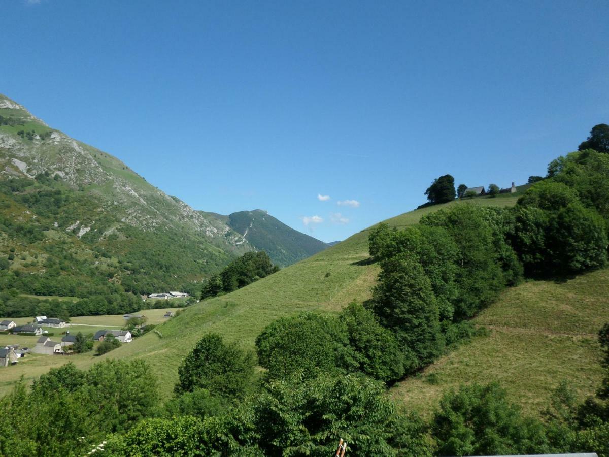 Bergerie Renovee Au Coeur Des Pyrenees Villa Campan Exterior photo